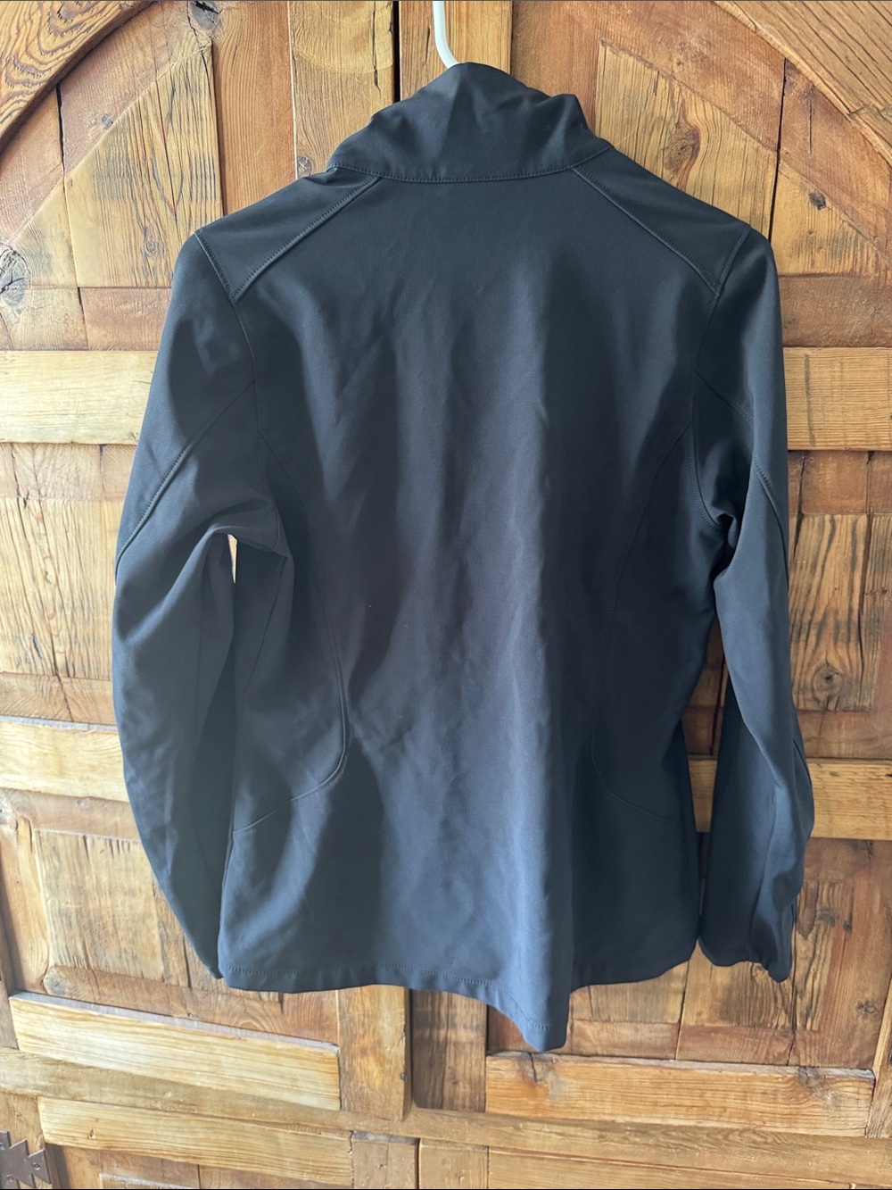 Patagonia Women's Black Softshell Utility Jacket - Picture 4 of 4